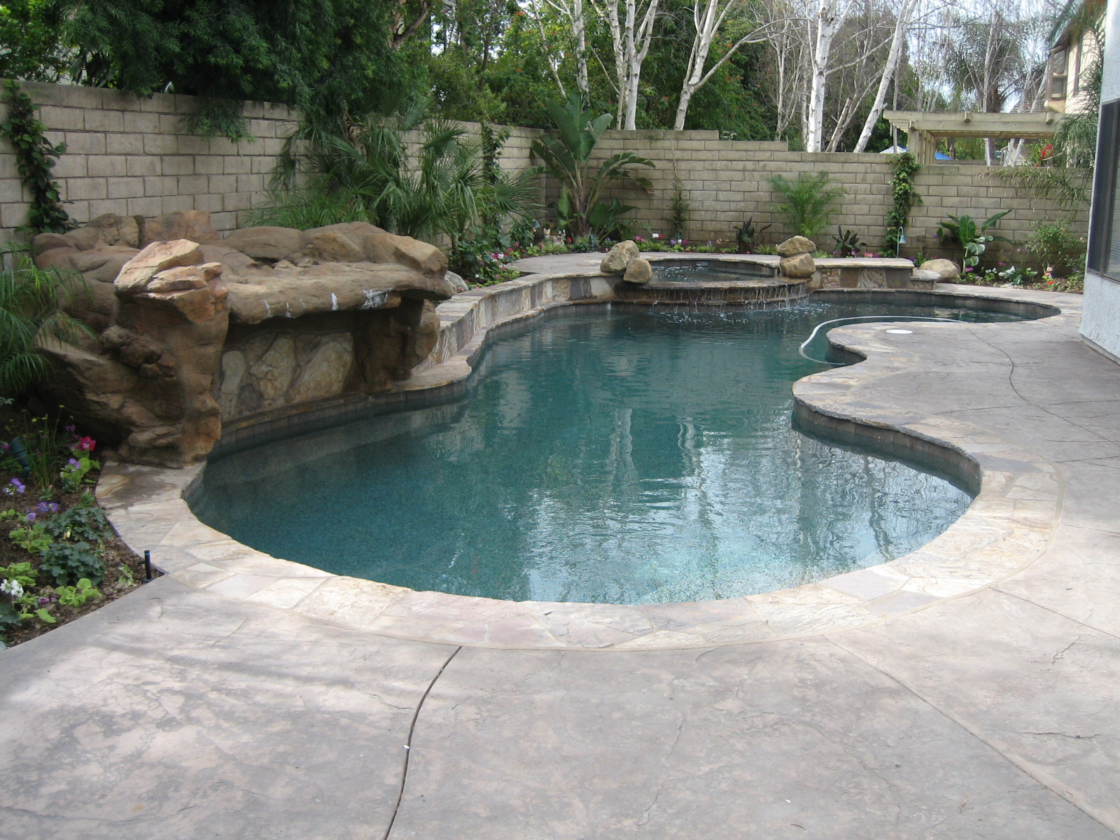 MCLM Landscape | landscaping & hardscape installation | patio spaces ...